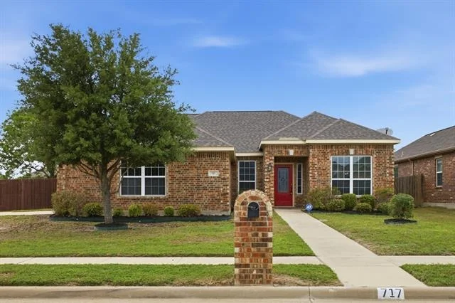 Unit for sale at 717 Roaring Springs Drive, Glenn Heights, TX 75154