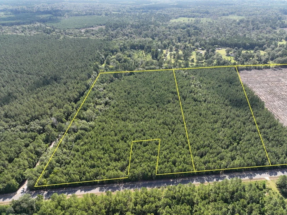 Unit for sale at 2 State Road 3205, Oberlin, LA 71463
