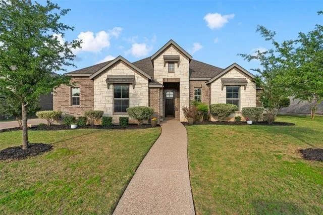 Unit for sale at 1050 Hesselridge Drive, Hewitt, TX 76643