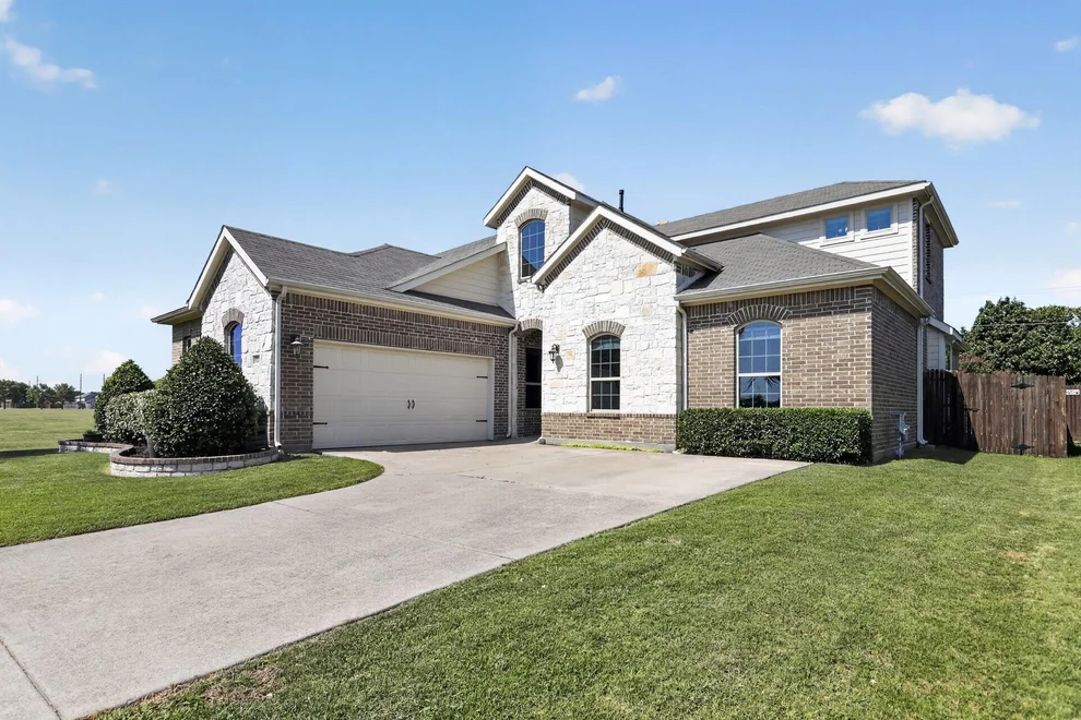 Unit for sale at 5213 Falcon Ridge Court, Rowlett, TX 75088