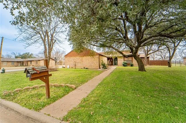 Unit for sale at 2601 Sha Lane, Breckenridge, TX 76424