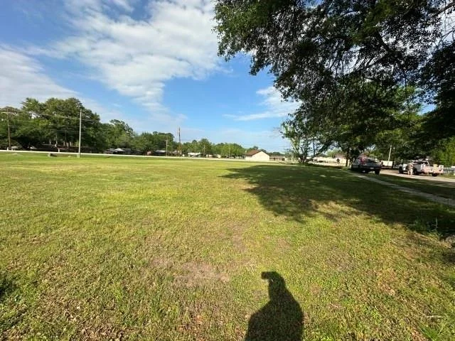 Unit for sale at 903 N Alley Street, Jefferson, TX 75657
