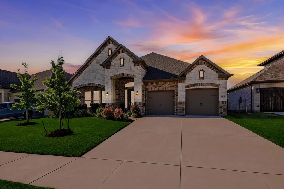 Unit for sale at 4017 Eagles Bluff Road, Midlothian, TX 76065