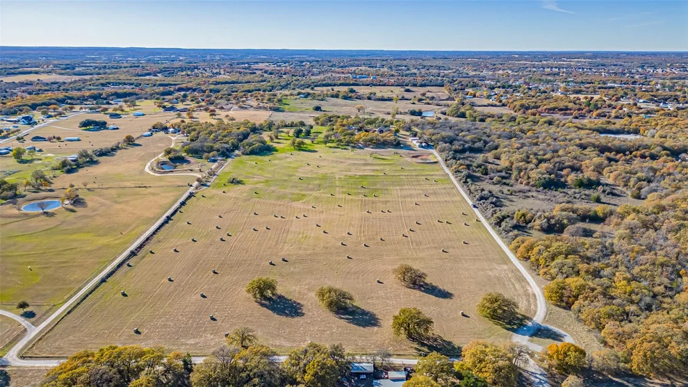 Unit for sale at 7550 Goodman Lane, Azle, TX 76020