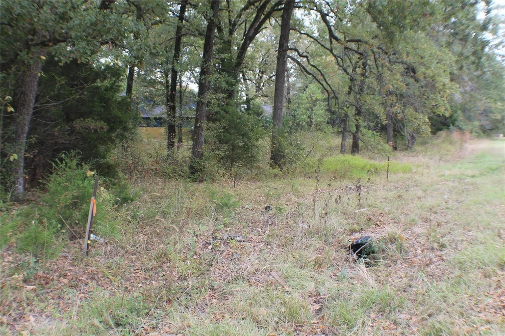 Unit for sale at 6228 Choctaw Drive, Mabank, TX 75156