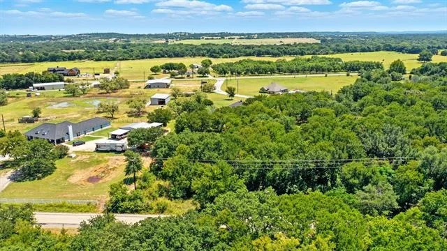 Unit for sale at 401 Taylor Road, Weatherford, TX 76087