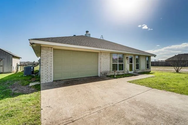 Unit for sale at 2740 Lexie Lane, Waxahachie, TX 75167
