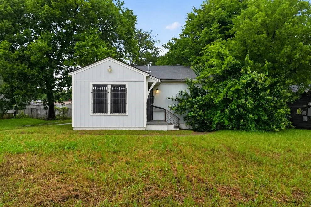 Unit for sale at 3102 Kellogg Avenue, Dallas, TX 75216