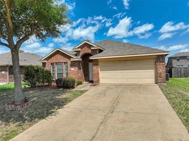 Unit for sale at 2513 Wynngate Drive, Seagoville, TX 75159