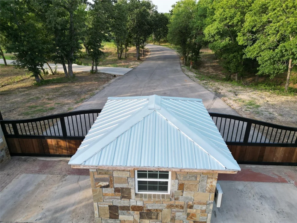 Unit for sale at 2075 Woodland Road, Weatherford, TX 76088