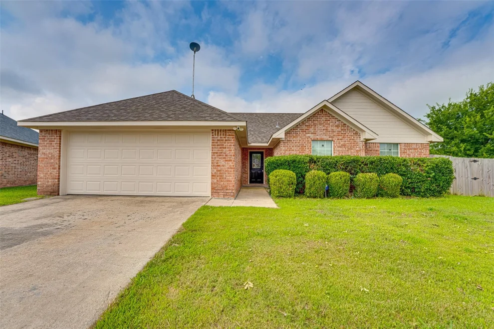 Unit for sale at 2206 Kaitlyn Circle, Caddo Mills, TX 75135