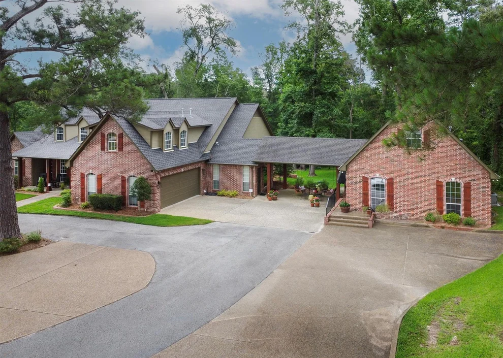 Unit for sale at 19359 Hwy 69 S, Tyler, TX 75703