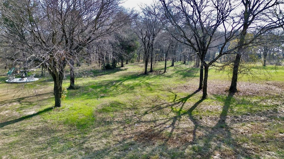 Unit for sale at 317 Cedar Creek Landing Lane, Mabank, TX 75143
