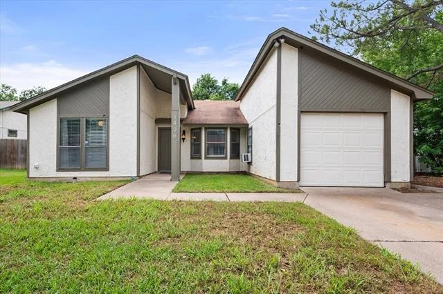 Unit for sale at 1406 Colonnade Drive, Arlington, TX 76018