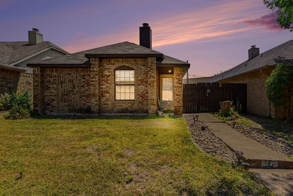Unit for sale at 1024 Old Barn Lane, Mesquite, TX 75149