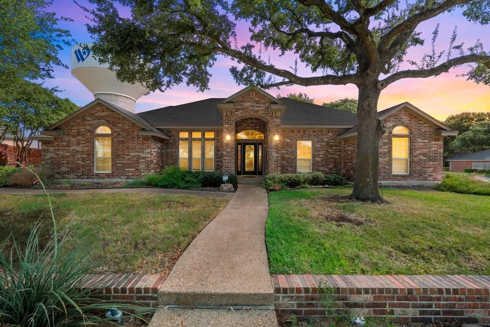Unit for sale at 2324 Paddington Way, Waco, TX 76655