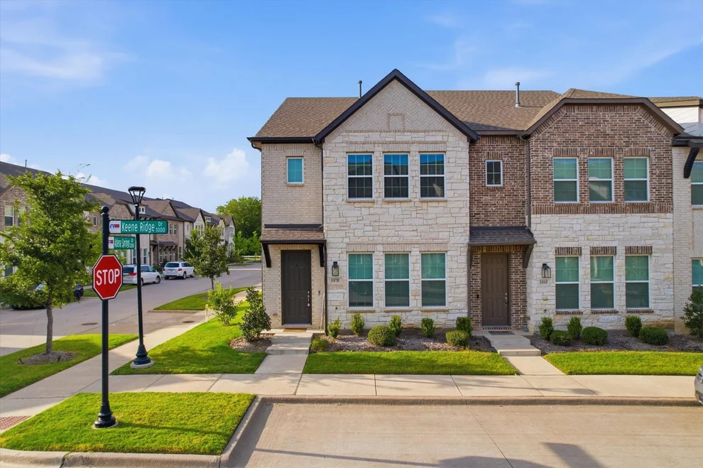 Unit for sale at 1070 Keene Ridge Drive, Allen, TX 75013