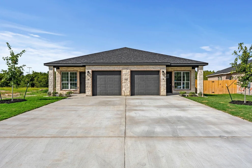 Unit for sale at 206 Dolphin Drive, Temple, TX 76501