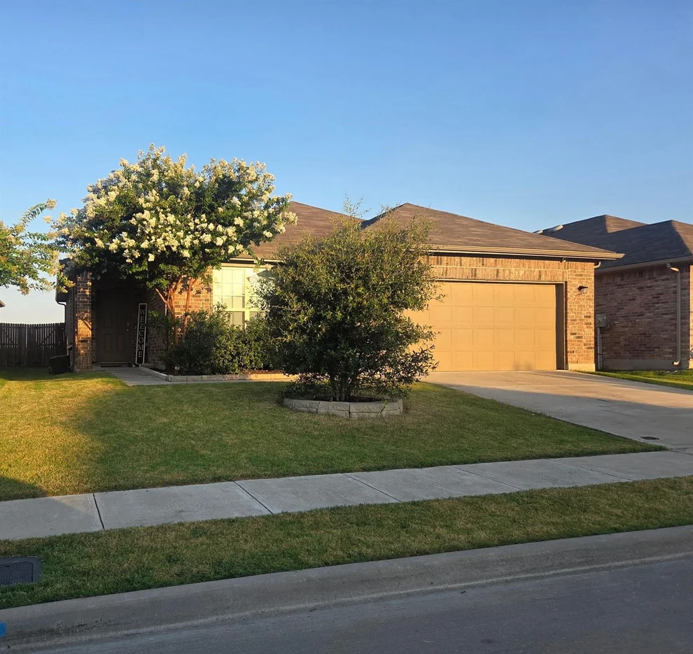 Unit for sale at 1036 Stanridge Lane, Van Alstyne, TX 75495