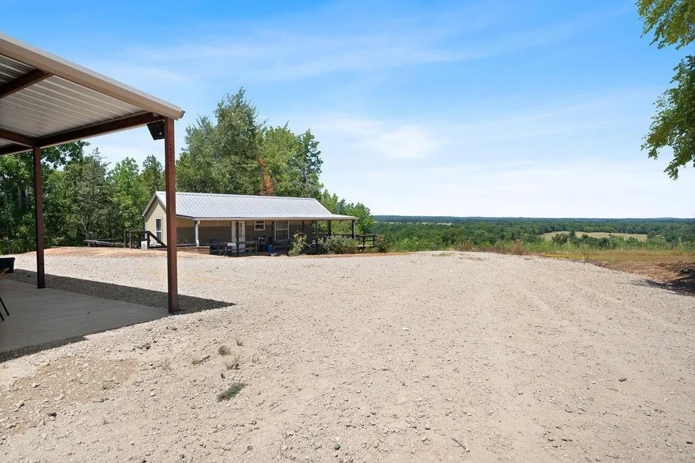 Unit for sale at 551 County Road 4203, Jacksonville, TX 75766