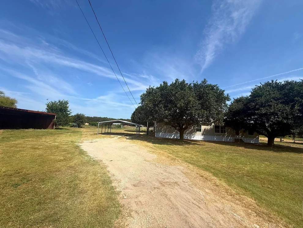 Unit for sale at 373 Wildbird Lane, Axtell, TX 76624