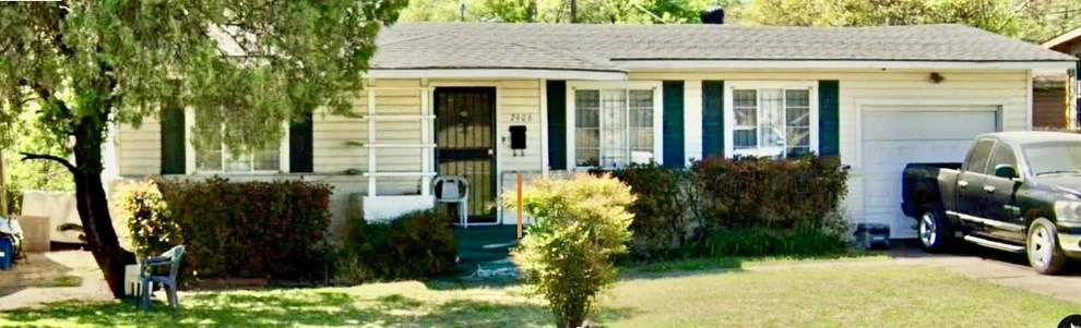 Unit for sale at 2406 E Illinois Avenue, Dallas, TX 75216