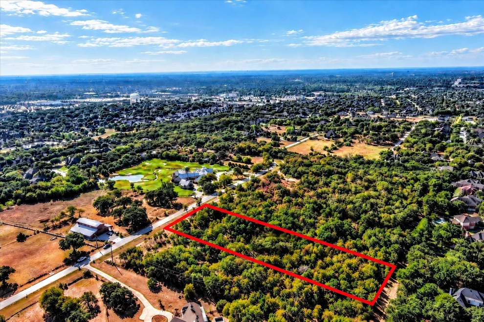 Unit for sale at 8949 Indian Knoll Trail, Keller, TX 76248