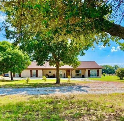 Unit for sale at 5026 Upper Montague Road, Bowie, TX 76230
