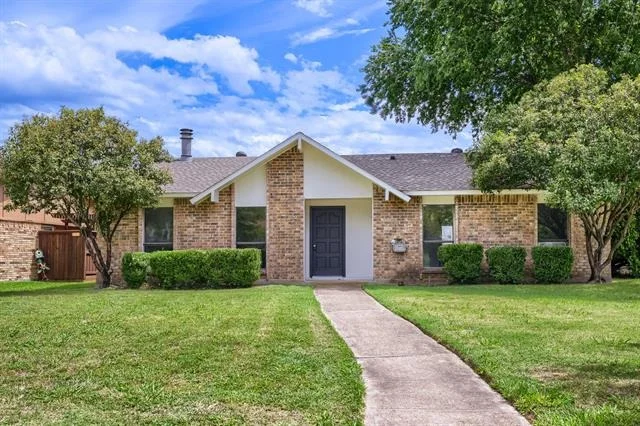 Unit for sale at 1200 Creekwood Court, Allen, TX 75002