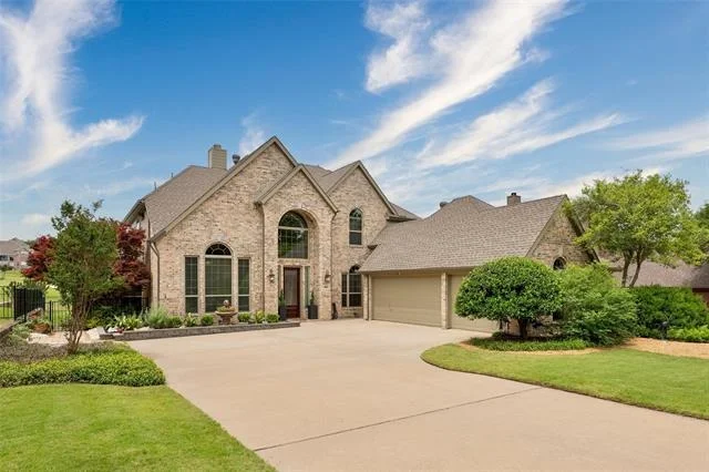 Unit for sale at 1400 Fairlakes Pointe Drive, Rockwall, TX 75087