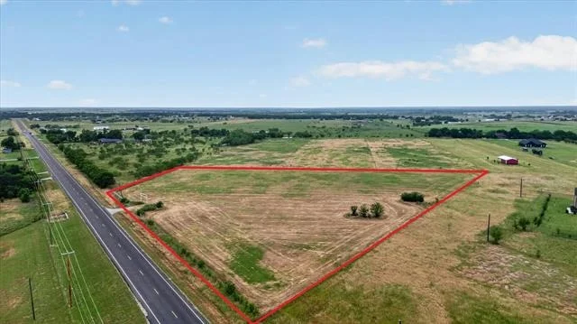 Unit for sale at 7012 FM 3383, Corsicana, TX 75110