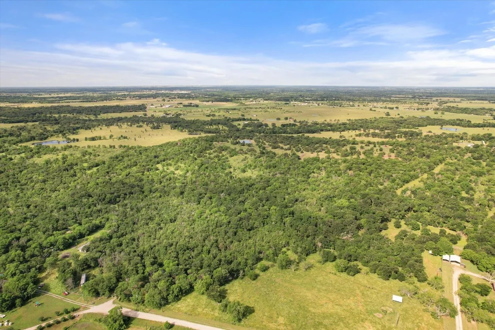 Unit for sale at 3090 SW County Road 0018, Corsicana, TX 75110