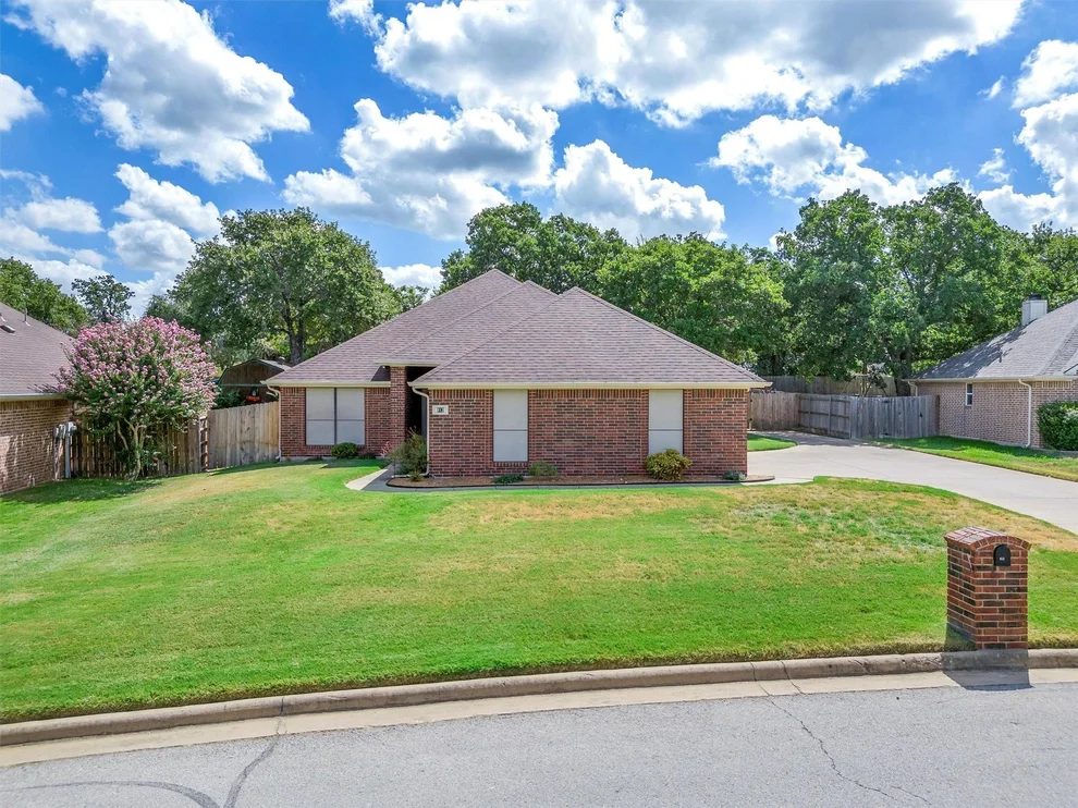 Unit for sale at 812 Linda Drive, Joshua, TX 76058