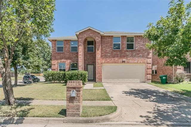 Unit for sale at 6101 Highfield Park, Denton, TX 76210