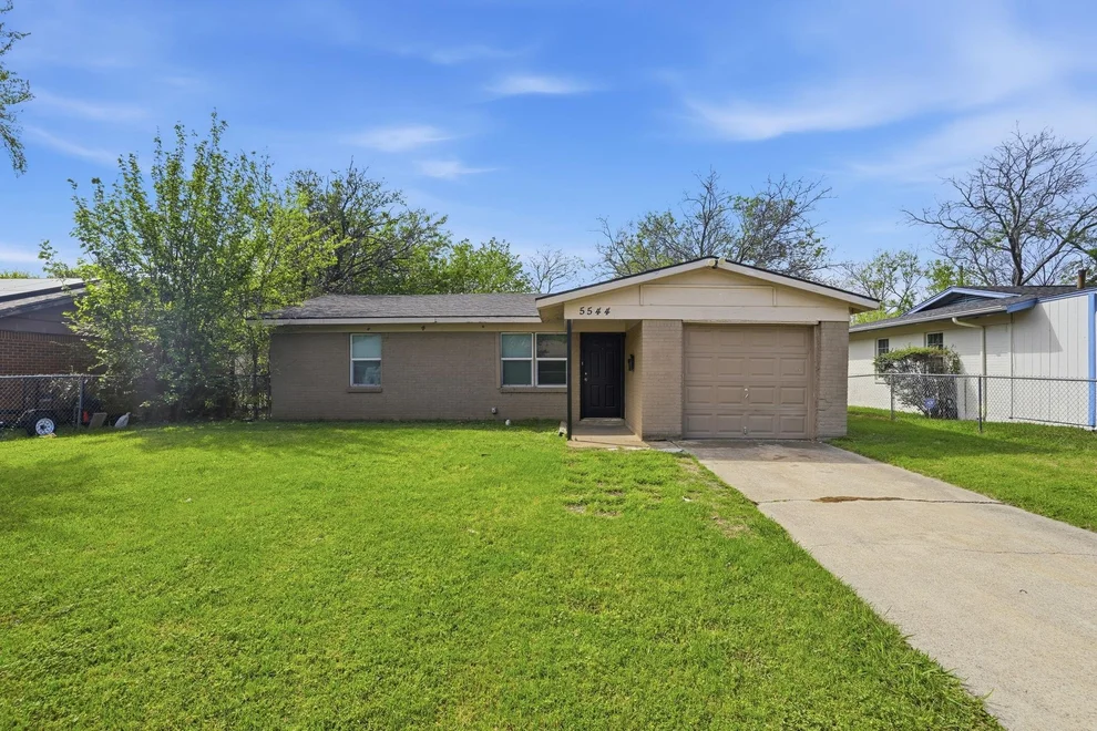 Unit for sale at 5544 Alter Drive, Fort Worth, TX 76119