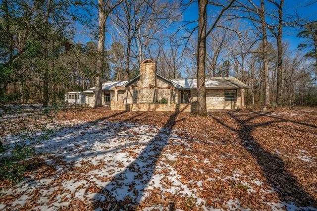 Unit for sale at 946 CR 1577, Hughes Springs, TX 75656