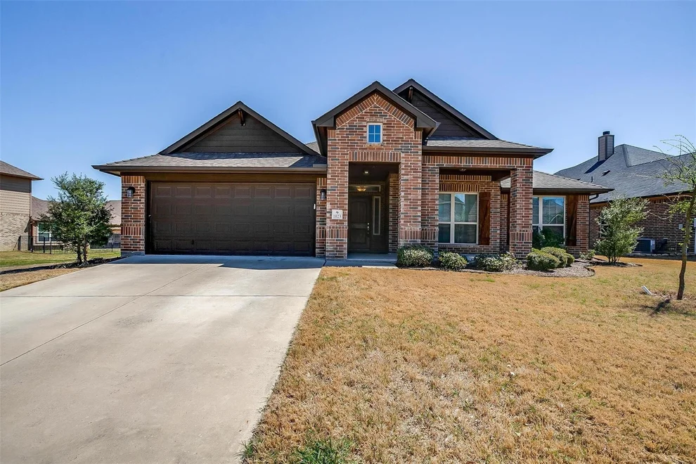 Unit for sale at 1023 Saint Andrews Drive, Burleson, TX 76028
