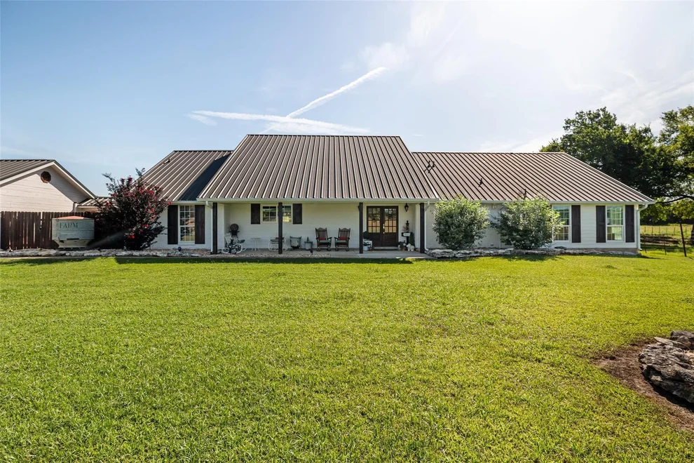 Unit for sale at 5100 Highway 144, Walnut Springs, TX 76690