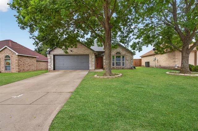 Unit for sale at 728 Grandview Avenue, Seagoville, TX 75159