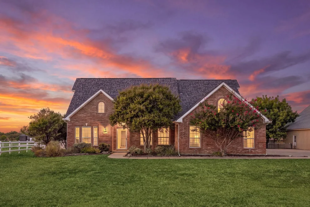 Unit for sale at 3510 Mallard Lane, Celina, TX 75009