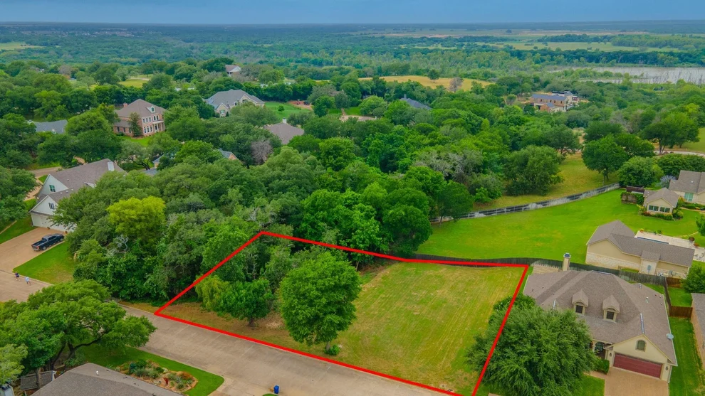 Unit for sale at 17058 Dominion Drive, Woodway, TX 76712