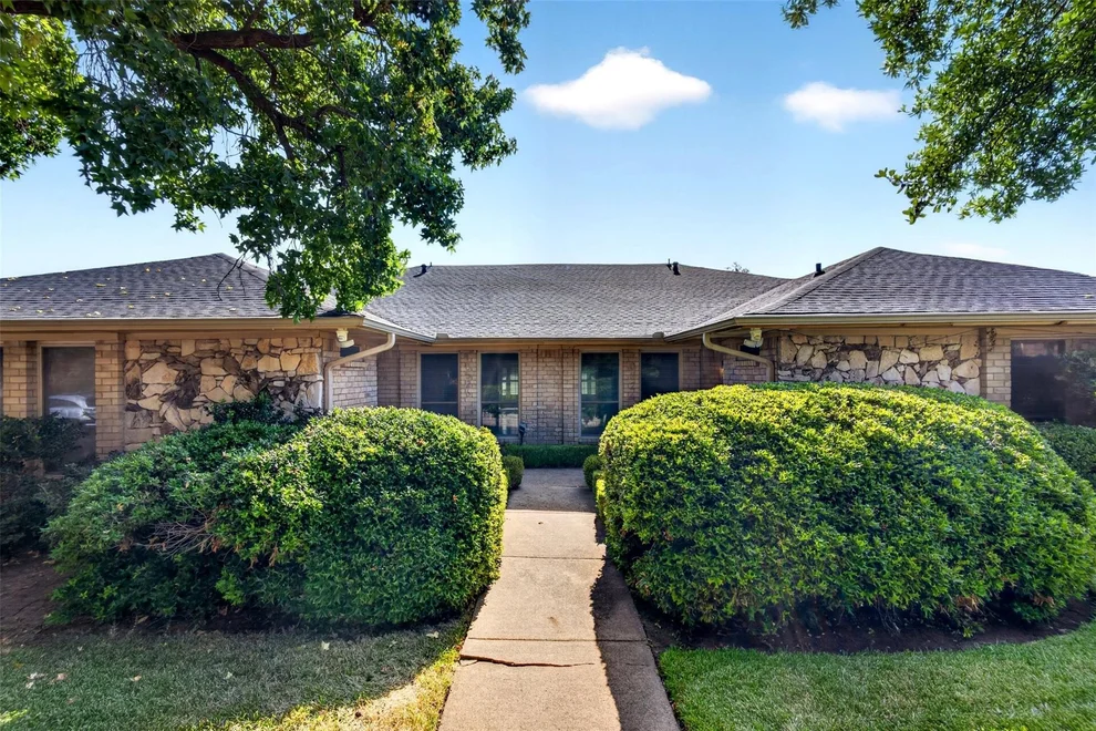 Unit for sale at 10524 Ravenscroft, Dallas, TX 75230