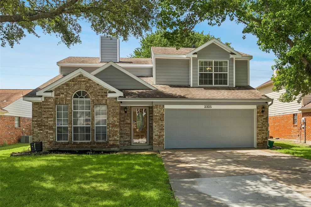 Unit for sale at 2325 Kildeer Trail, Grand Prairie, TX 75052