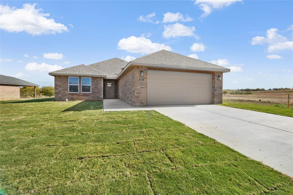 Unit for sale at 811 Bella Boulevard, Coleman, TX 76834