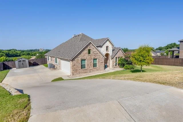 Unit for sale at 106 Hannah Court, Weatherford, TX 76085