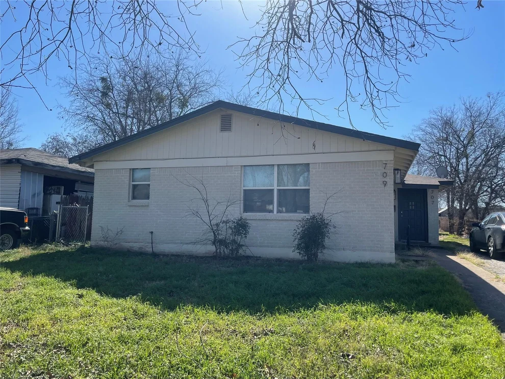 Unit for sale at 707 E North 12th Street, Abilene, TX 79601