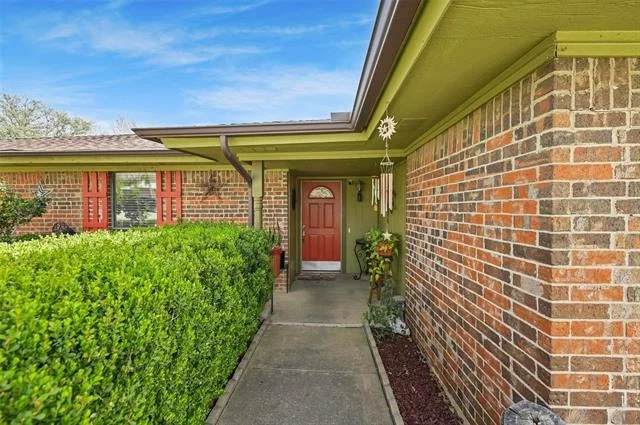 Unit for sale at 1908 Overbrook Drive, Arlington, TX 76014