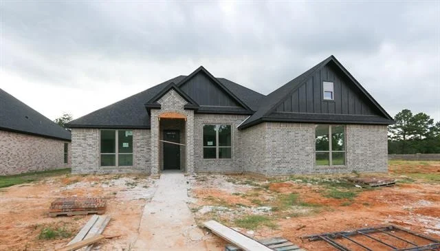 Unit for sale at 16527 Cooper Way, Tyler, TX 75703