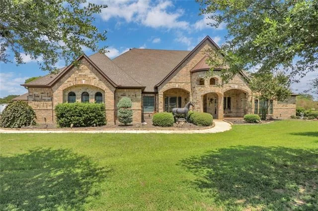 Unit for sale at 6625 Gehrig Circle, Burleson, TX 76028