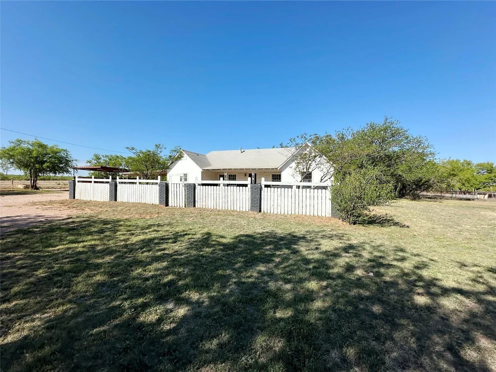 Unit for sale at 510 County Road 129, Trent, TX 79561